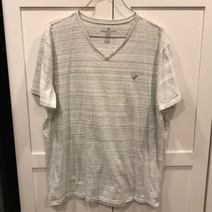 Men’s American Eagle shirt